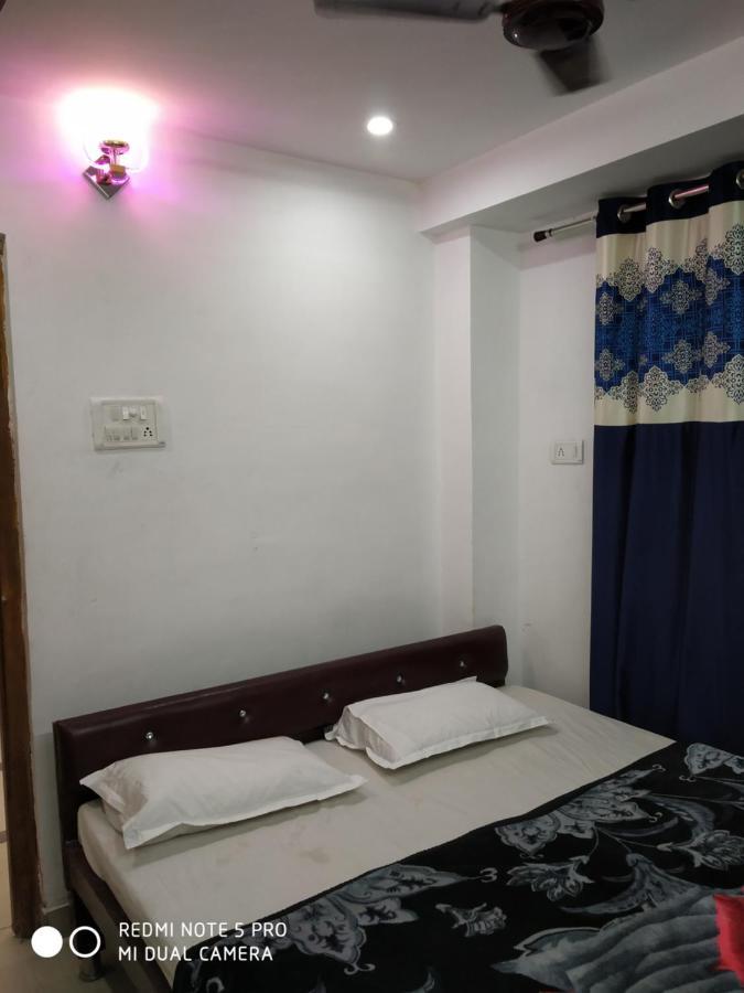 N.H.Y.N Home Stay Varanasi Exterior photo